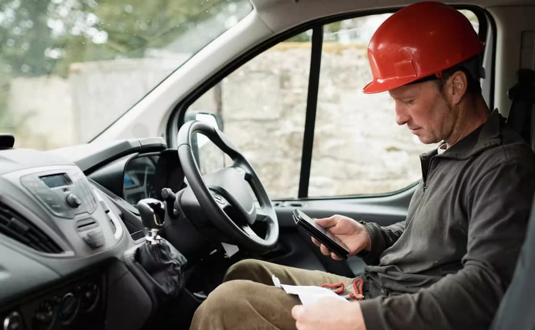 Outsourced vs In-House Delivery Drivers: What’s the Difference?